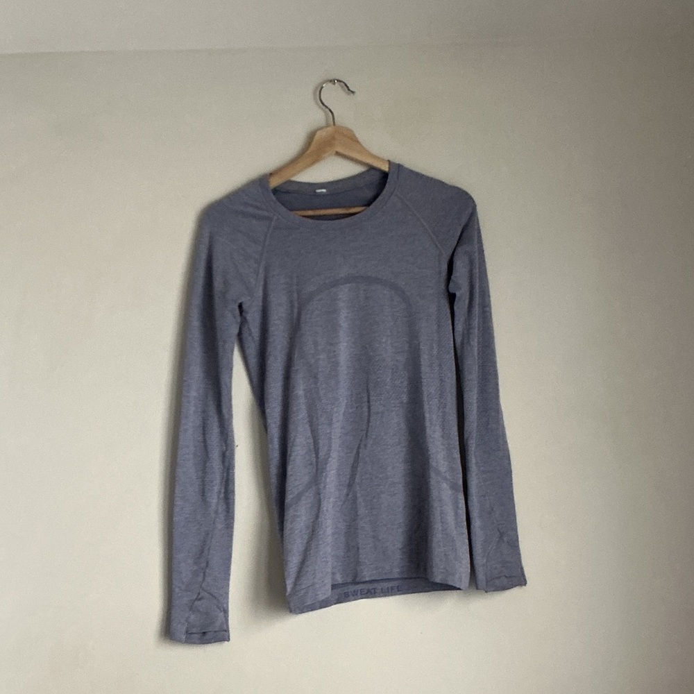 lululemon athletica Long Sleeve Crew Top in Heather Gray